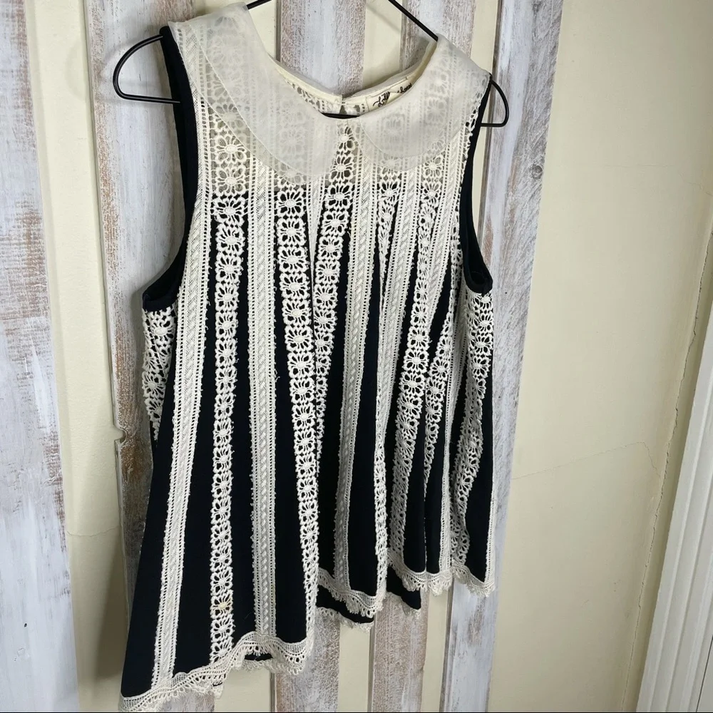 Anthro Lili’s Closet Lattice Line Lace Swing Top - Picture 2 of 8